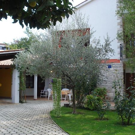 Sandra House With Apartment Умаг Екстериор снимка